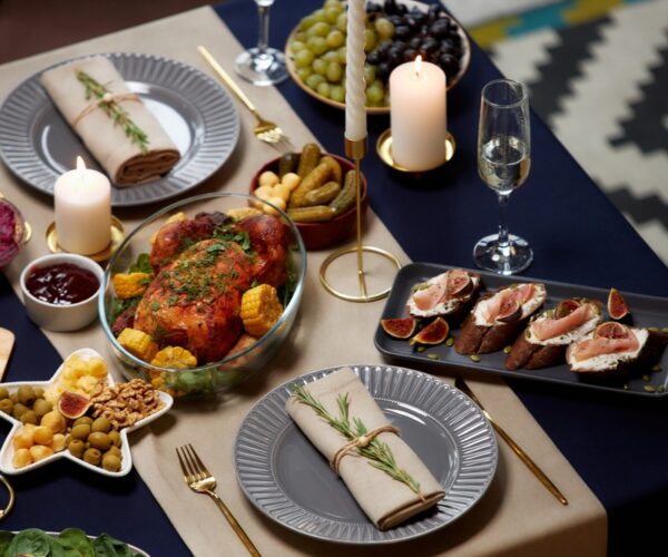 CaymanRestaurants.com 2025 Christmas Dining Guide